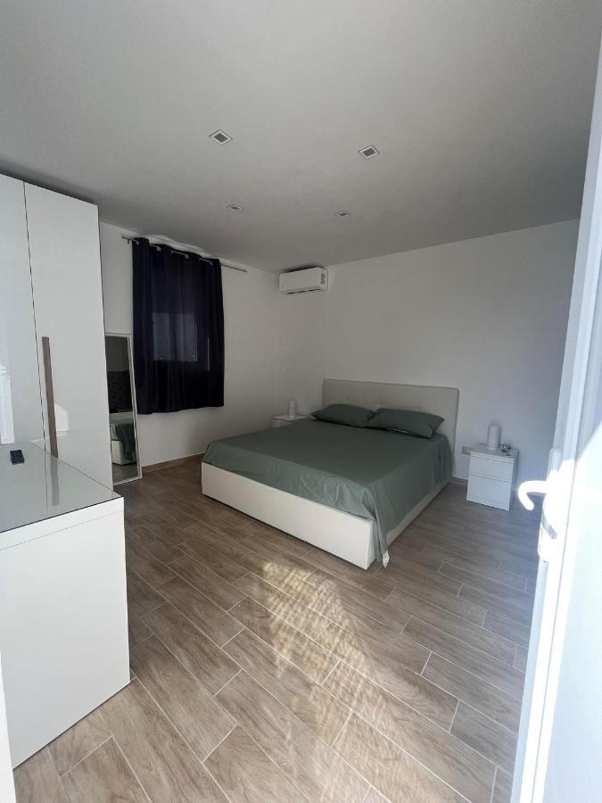 Vesuvio 65 Apartment Ercolano Bagian luar foto
